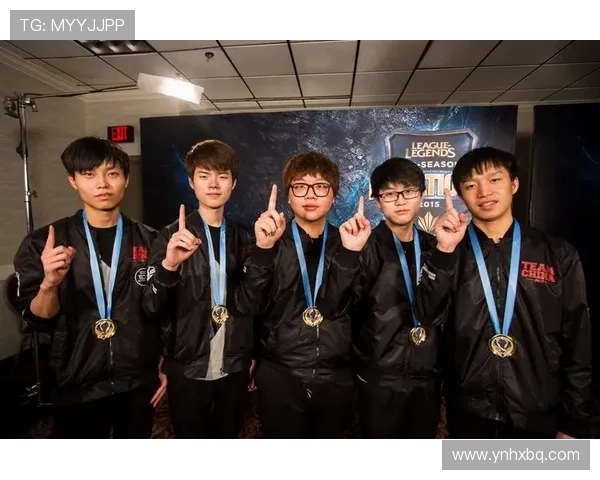 EDG在冠军杯中的速度表现分析与战术解读